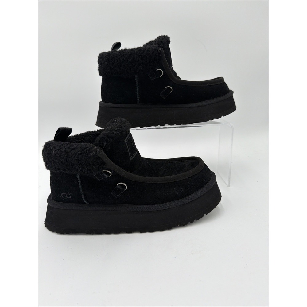 UGG Funkarra Cabin Cuff Ankle Boots Size 7 Women Black Shearling Booties 1143954
